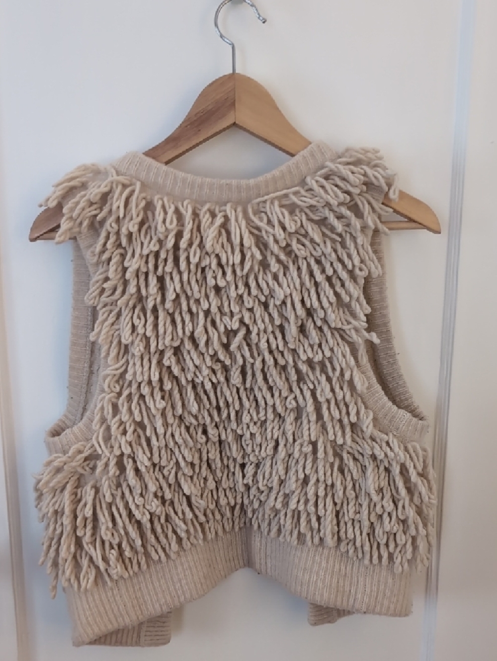 Abercrombie & Fitch Cream Fringe Knit Vest